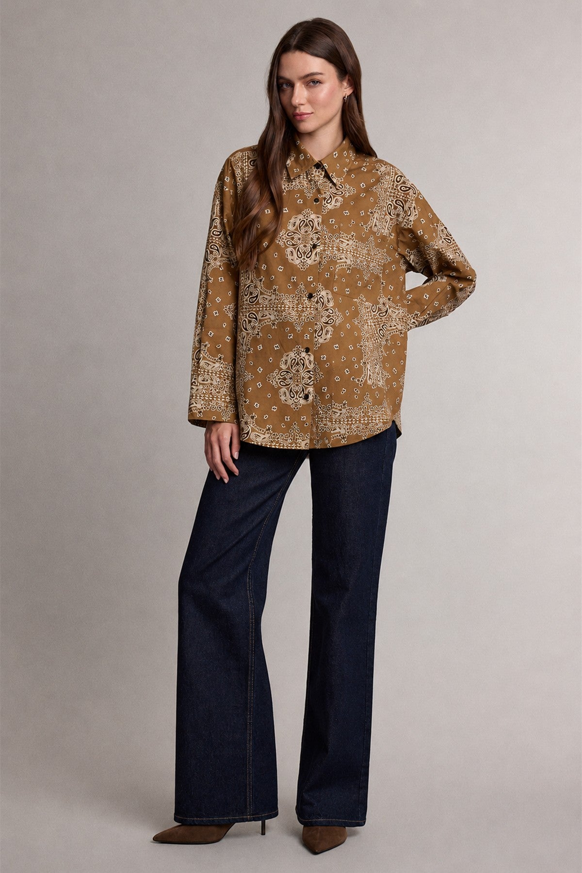BANDANA PRINT BUTTON UP SHIRT
