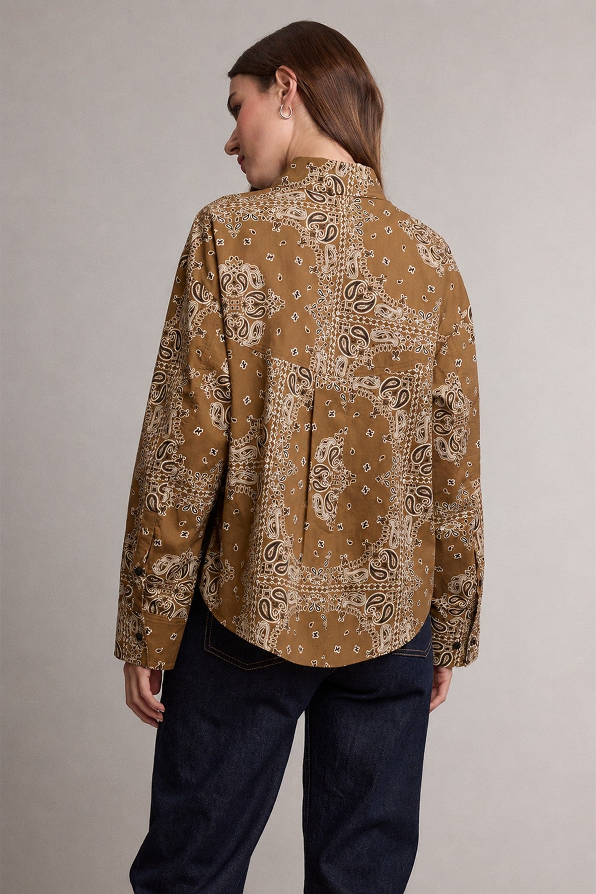 BANDANA PRINT BUTTON UP SHIRT