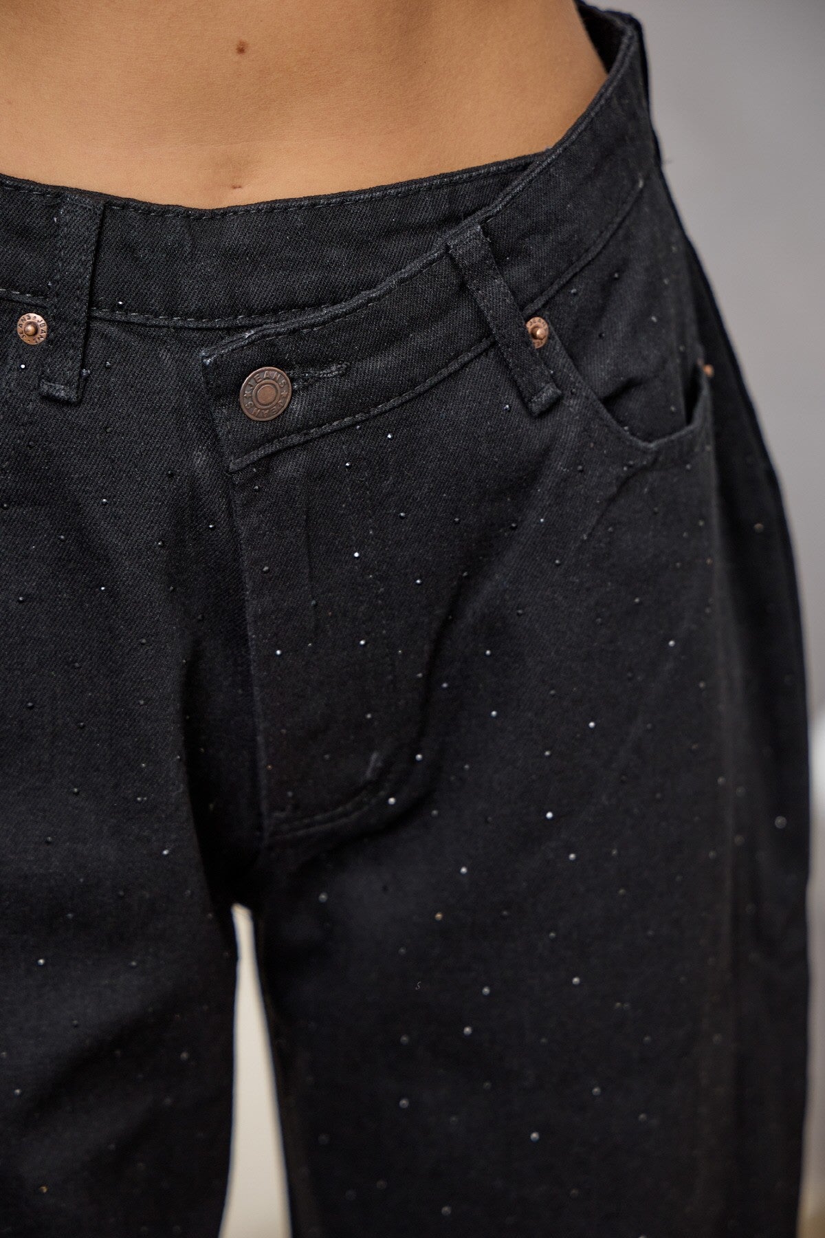 CRYSTAL STUDDED JEANS
