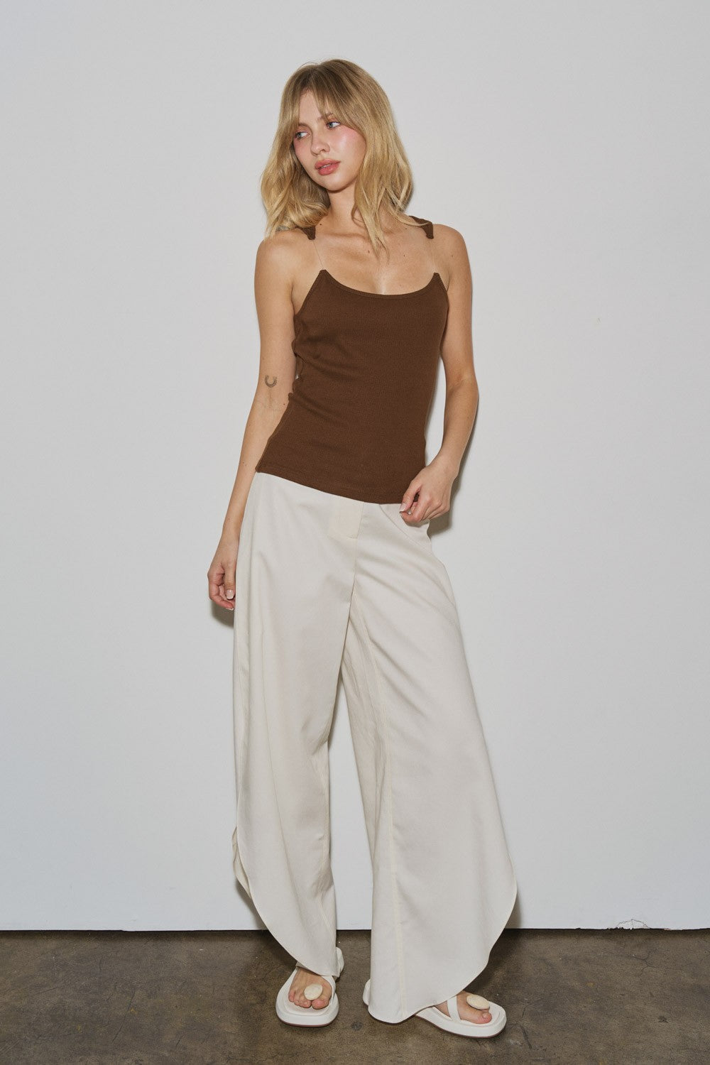 BROWN TANK CLEAR STRIPES