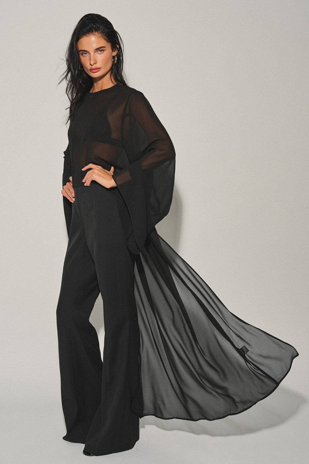 THE MUSE TOP
