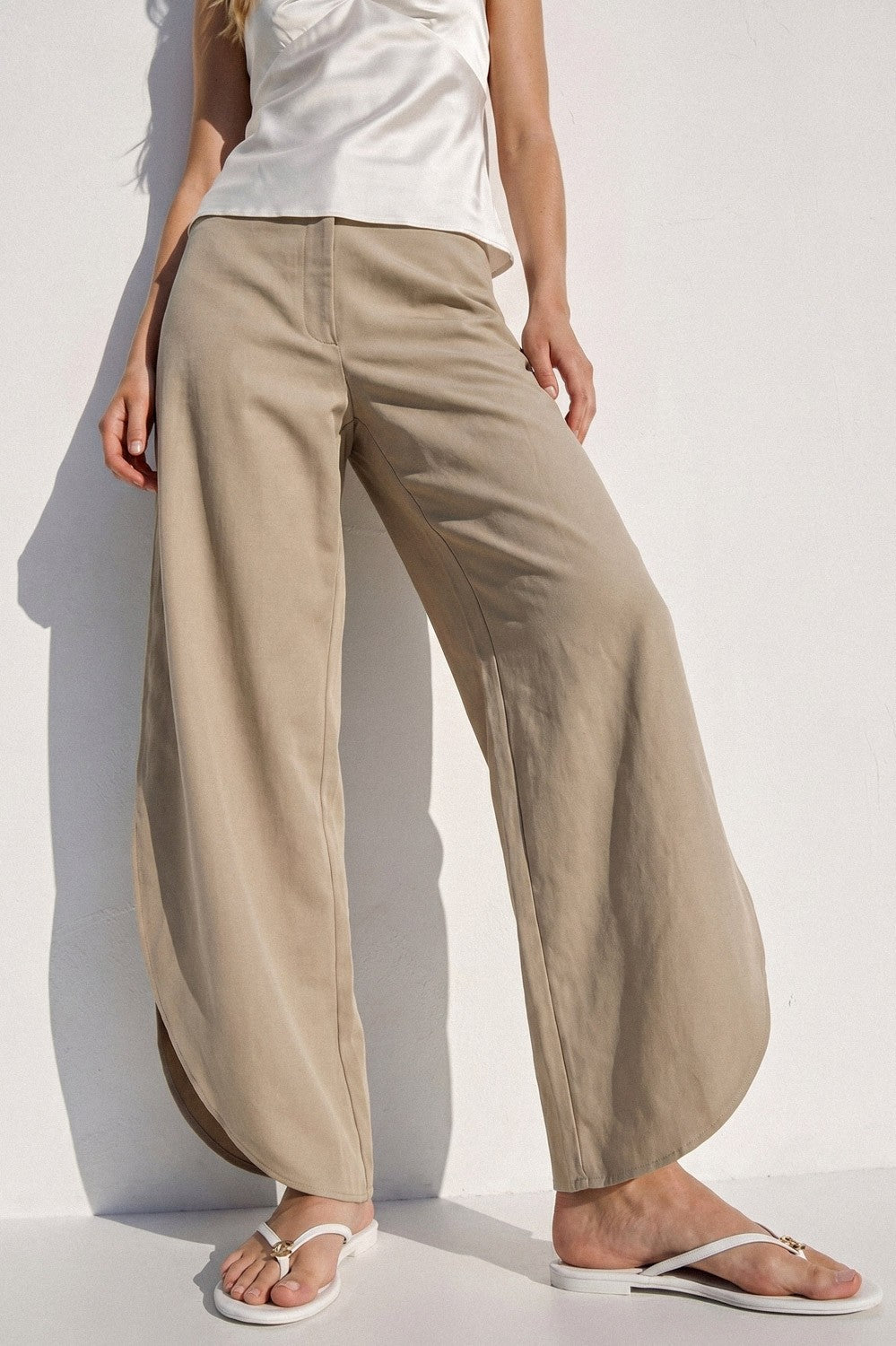 LADIES WOVEN LINEN SIDE SLIT BALLOON PANTS