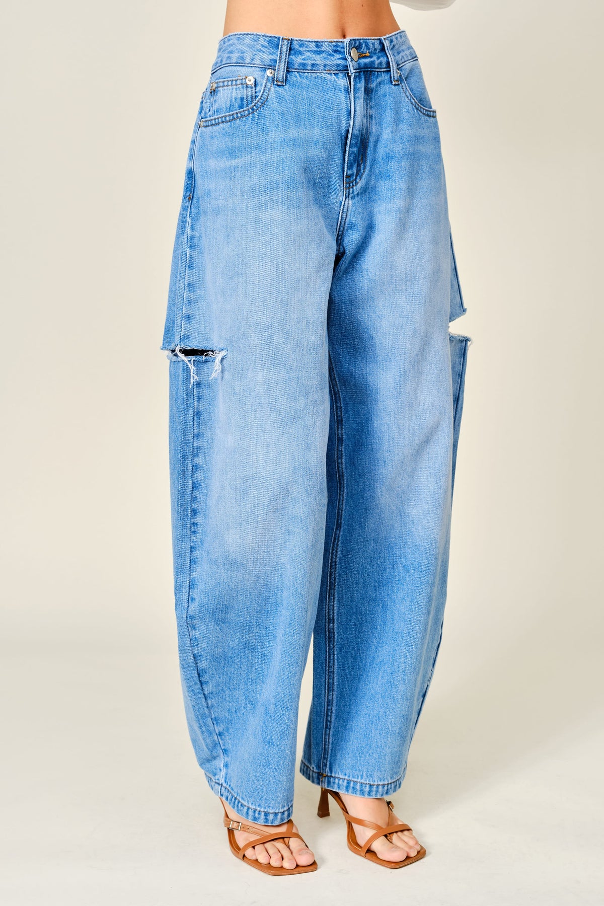 SIDE SLIT BARREL JEANS