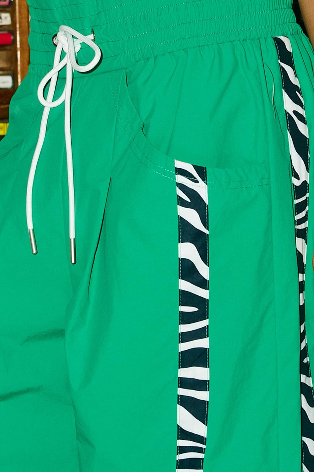 ZEBRA PARACHUTE PANTS GREEN