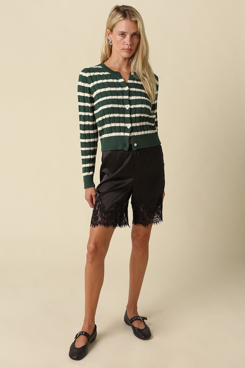 MILLIE LACE TRIM PULL ON SHORTS BLACK